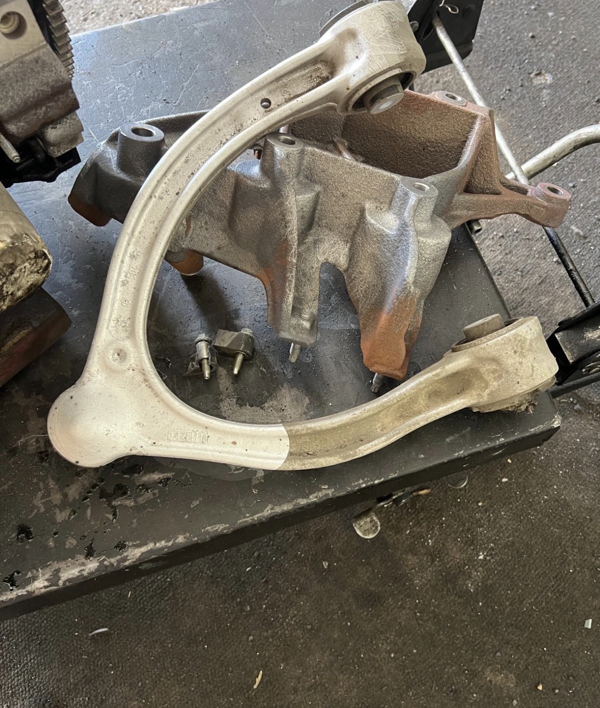 Alloy Suspension Arms & Hub Carrier — Restored Finish